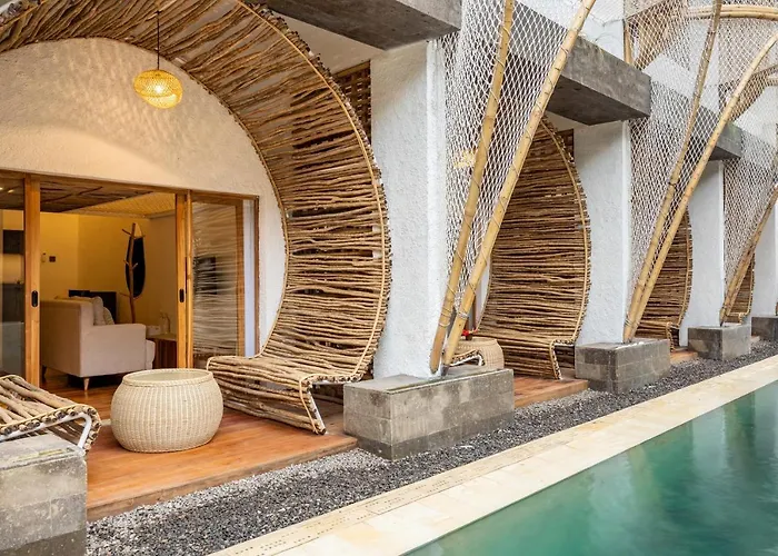 Clan Living - The Founder Hotel